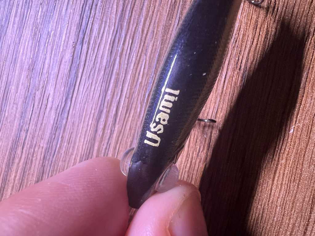 Воблер Usami Tesuta 55SS-SR